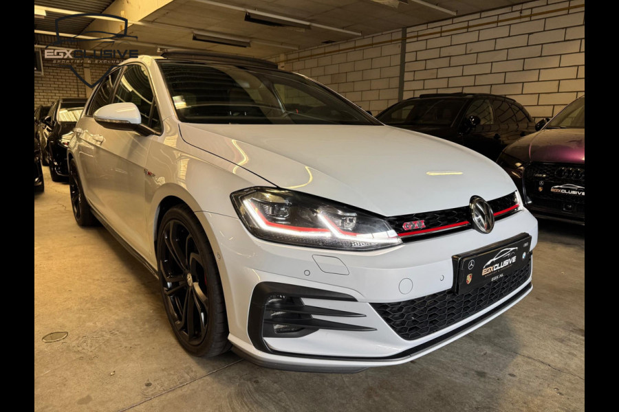 Volkswagen Golf 2.0 TSI GTI Performance PANO | ACC | LANE | BLIND | DYNAUDIO