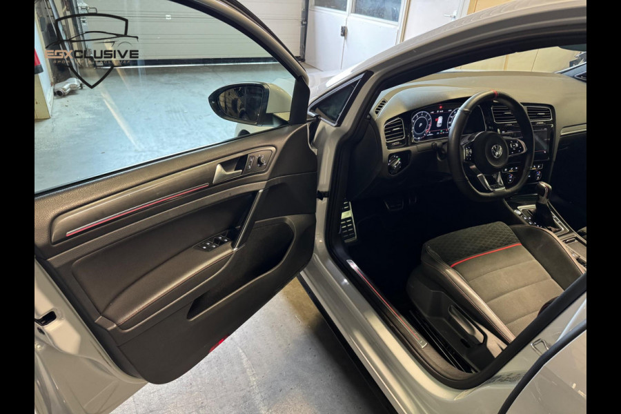 Volkswagen Golf 2.0 TSI GTI Performance PANO | ACC | LANE | BLIND | DYNAUDIO