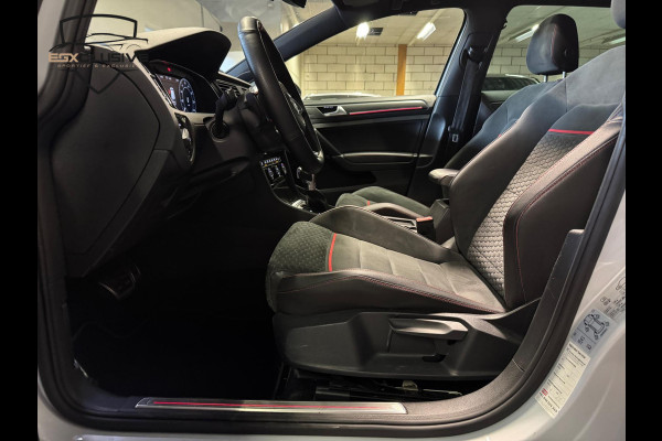 Volkswagen Golf 2.0 TSI GTI Performance PANO | ACC | LANE | BLIND | DYNAUDIO