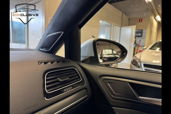 Volkswagen Golf 2.0 TSI GTI Performance PANO | ACC | LANE | BLIND | DYNAUDIO