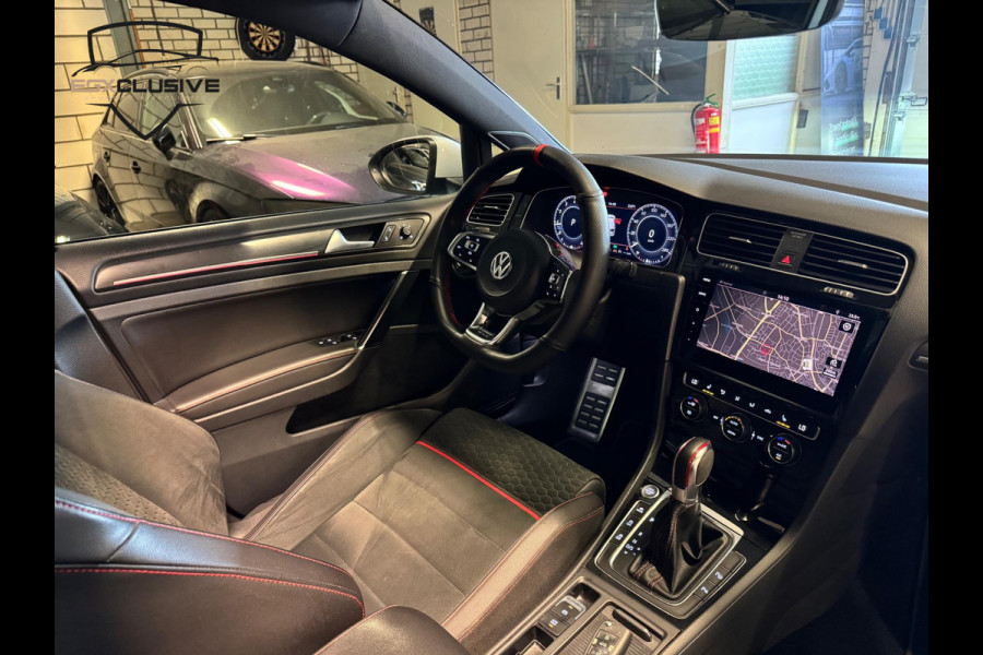 Volkswagen Golf 2.0 TSI GTI Performance PANO | ACC | LANE | BLIND | DYNAUDIO
