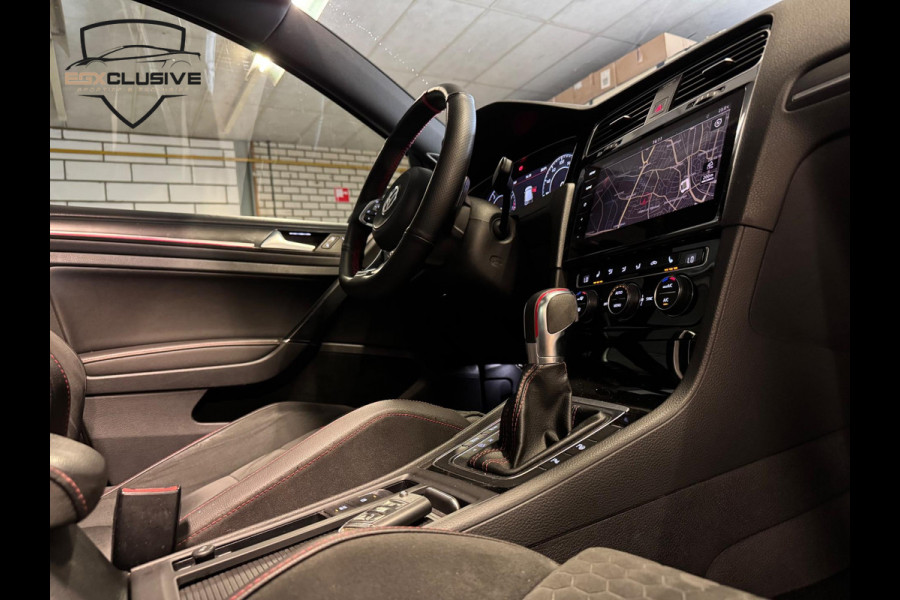 Volkswagen Golf 2.0 TSI GTI Performance PANO | ACC | LANE | BLIND | DYNAUDIO