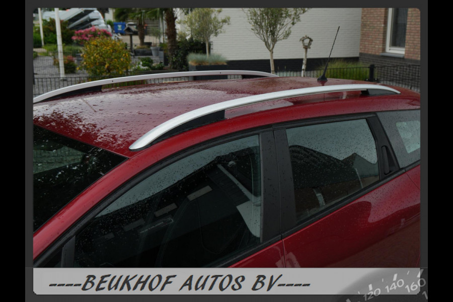 Renault Clio Estate 0.9 TCe Trekhaak Navi Carplay Airco Ecc