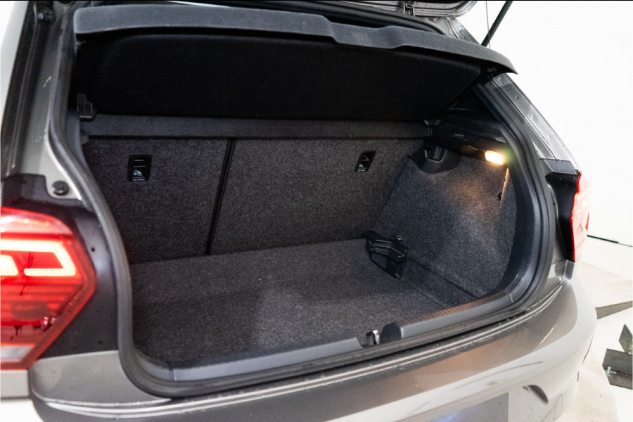 Volkswagen Polo 1.0 TSI Highline 2x R-Line 116PK NL AUTO+NAP | 1e eigenaar | LED | Pano | Carplay | Aut. Airco | Garantie