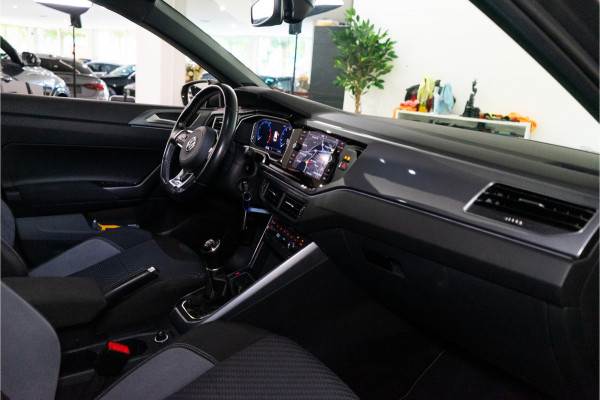 Volkswagen Polo 1.0 TSI Highline 2x R-Line 116PK NL AUTO+NAP | 1e eigenaar | LED | Pano | Carplay | Aut. Airco | Garantie