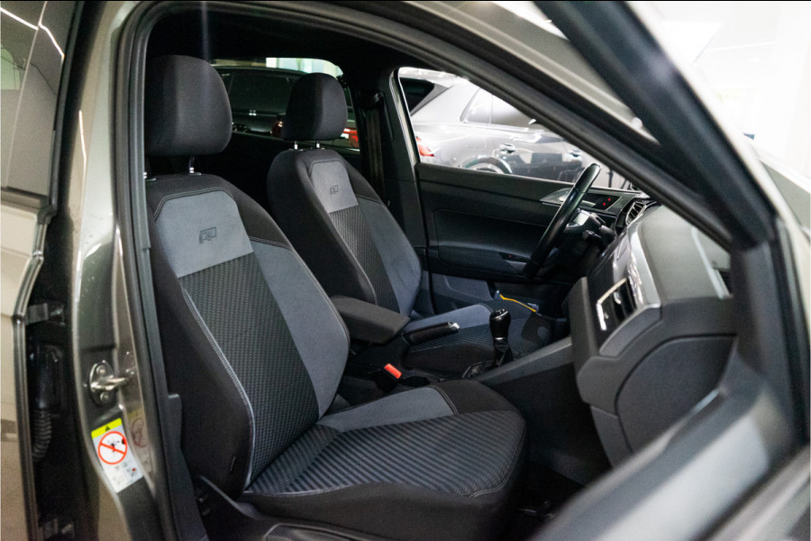 Volkswagen Polo 1.0 TSI Highline 2x R-Line 116PK NL AUTO+NAP | 1e eigenaar | LED | Pano | Carplay | Aut. Airco | Garantie