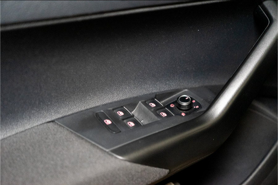 Volkswagen Polo 1.0 TSI Highline 2x R-Line 116PK NL AUTO+NAP | 1e eigenaar | LED | Pano | Carplay | Aut. Airco | Garantie