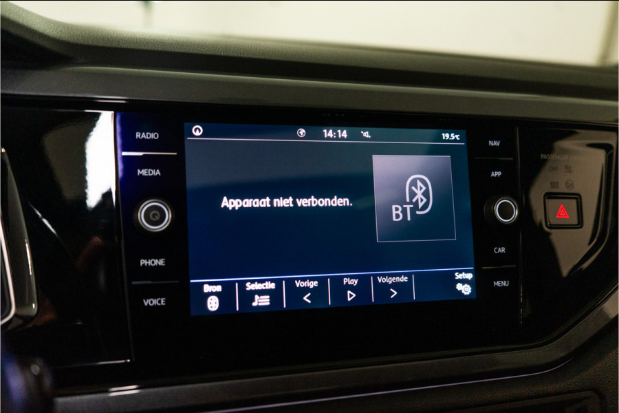 Volkswagen Polo 1.0 TSI Highline 2x R-Line 116PK NL AUTO+NAP | 1e eigenaar | LED | Pano | Carplay | Aut. Airco | Garantie