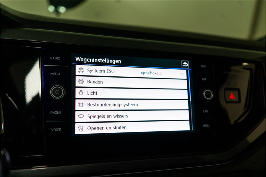 Volkswagen Polo 1.0 TSI Highline 2x R-Line 116PK NL AUTO+NAP | 1e eigenaar | LED | Pano | Carplay | Aut. Airco | Garantie
