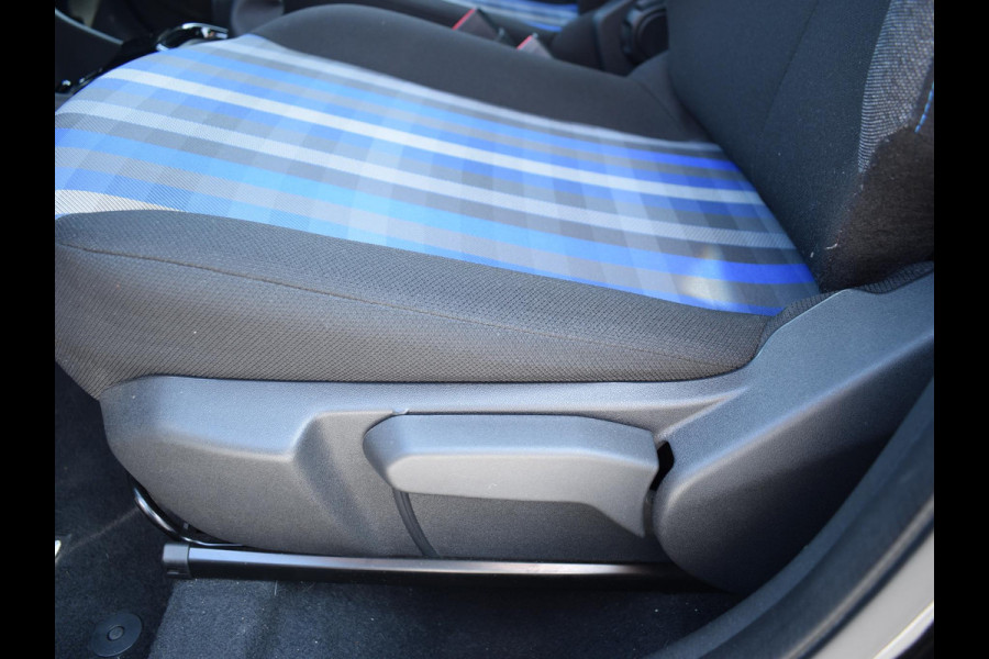 Peugeot 108 1.0 e-VTi 72pk Allure CARPLAY | AIRCO | LICHTMETALEN VELGEN |