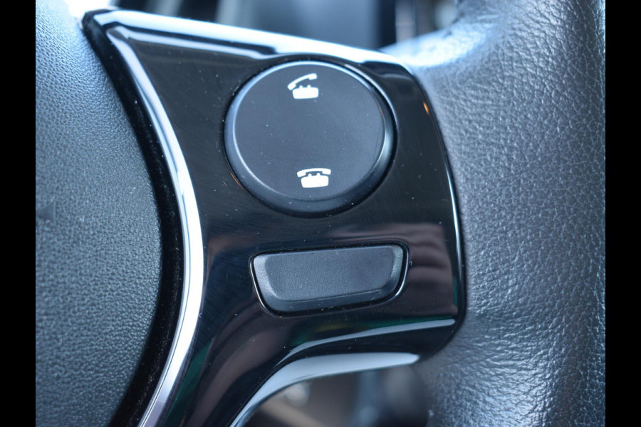 Peugeot 108 1.0 e-VTi 72pk Allure CARPLAY | AIRCO | LICHTMETALEN VELGEN |