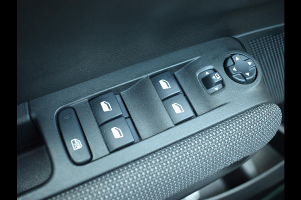 Citroën C3 Aircross 1.2 PureTech S&S Feel NAVI & CARPLAY | PARKEERSENSOREN | AIRCO |