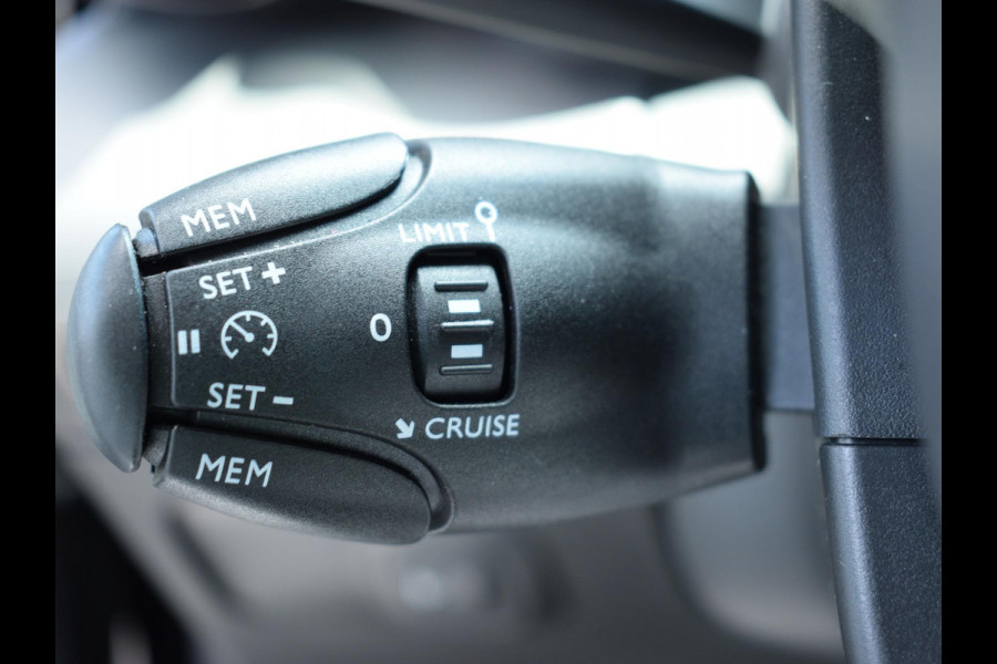 Citroën C3 Aircross 1.2 PureTech S&S Feel NAVI & CARPLAY | PARKEERSENSOREN | AIRCO |