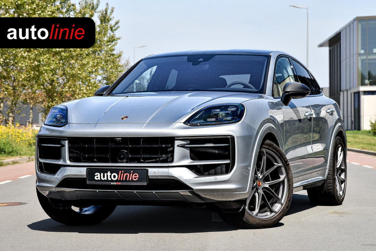 Porsche Cayenne Coupé 3.0 E-Hybrid. GT Pakket. Carbon, Leder, Softcl, Luchtv, BTW, ACC, 360, 18 Weg, Trekh, Bose, Keyless, Stuurvw Porsche Cayenne Coupé 3.0 E-Hybrid. GT Pakket. Carbon, Leder, Softcl, Luchtv, BTW, ACC, 360, 18 Weg, Trekh, Bose, Keyless, Stuurvw
