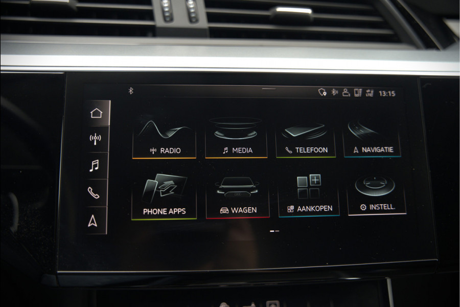 Audi e-tron 50 quattro S edition 71 kWh | S Line | Black Edition | Panoramadak | Memory Seats | Camera | Luchtvering | Adaptive Cruise Control | Keyless | Matrix LED | Leder | Stoelverwarming | NAP | BTW