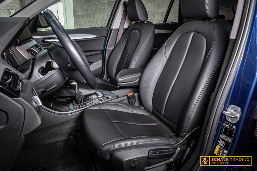 BMW X1 XDrive25e|Cam|Leder|Carplay|HUD|Dealer|Garantie