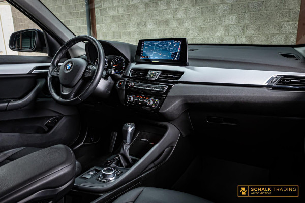 BMW X1 XDrive25e|Cam|Leder|Carplay|HUD|Dealer|Garantie