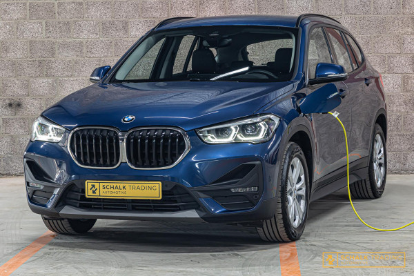 BMW X1 XDrive25e|Cam|Leder|Carplay|HUD|Dealer|Garantie