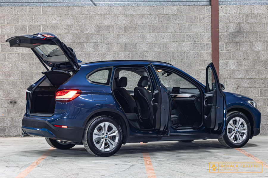 BMW X1 XDrive25e|Cam|Leder|Carplay|HUD|Dealer|Garantie