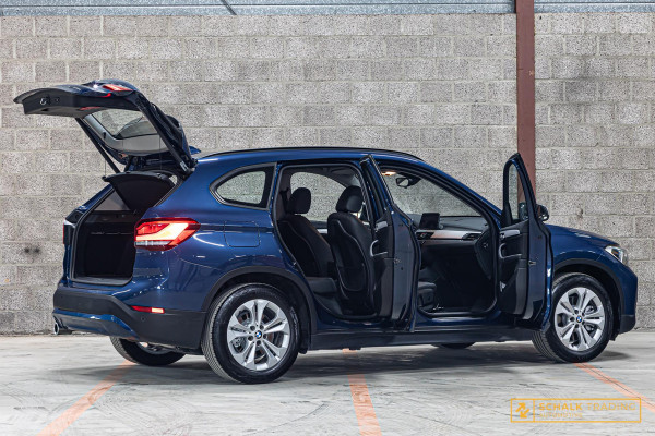 BMW X1 XDrive25e|Cam|Leder|Carplay|HUD|Dealer|Garantie