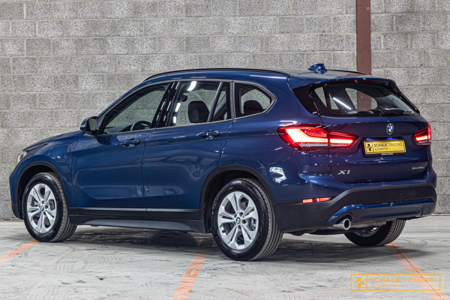 BMW X1 XDrive25e|Cam|Leder|Carplay|HUD|Dealer|Garantie