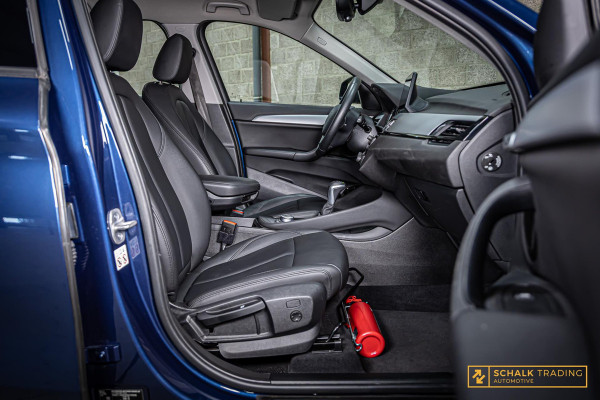 BMW X1 XDrive25e|Cam|Leder|Carplay|HUD|Dealer|Garantie