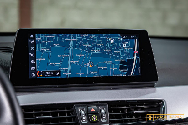BMW X1 XDrive25e|Cam|Leder|Carplay|HUD|Dealer|Garantie