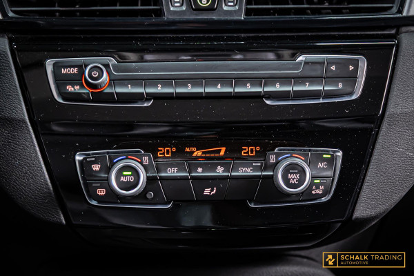 BMW X1 XDrive25e|Cam|Leder|Carplay|HUD|Dealer|Garantie