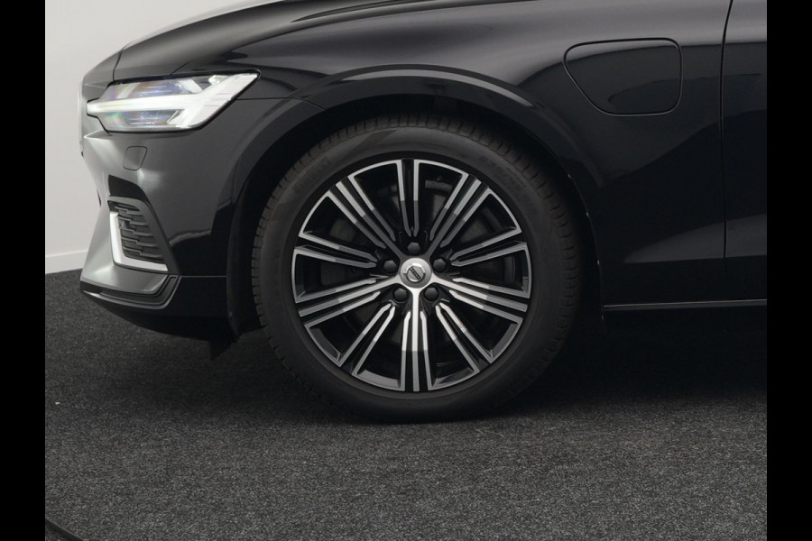Volvo V60 T8 Twin Engine AWD Inscription Plug In Hybrid PHEV | Trekhaak af Fabriek | Panodak | Adaptive Cruise | Head Up | Lederen Sportstoelen Memory | 360 Camera | BLIS | Virtual |