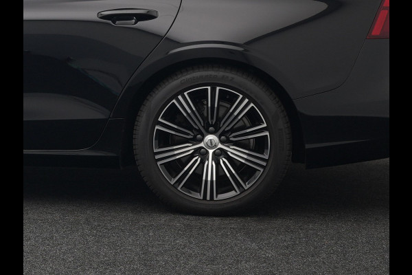 Volvo V60 T8 Twin Engine AWD Inscription Plug In Hybrid PHEV | Trekhaak af Fabriek | Panodak | Adaptive Cruise | Head Up | Lederen Sportstoelen Memory | 360 Camera | BLIS | Virtual |