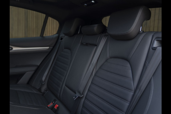 Alfa Romeo Stelvio 2.0T GME AWD Veloce 280pk | Pano-dak | Harman/Kardon | Adapt. cruise