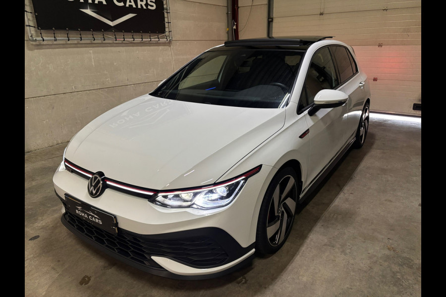 Volkswagen Golf 2.0 TSI GTI CLUBSPORT 300pk panorama