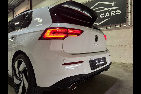 Volkswagen Golf 2.0 TSI GTI CLUBSPORT 300pk panorama