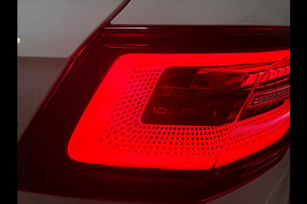 Volkswagen Golf 2.0 TSI GTI CLUBSPORT 300pk panorama