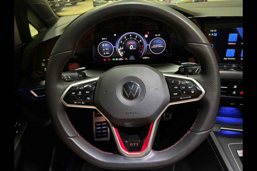 Volkswagen Golf 2.0 TSI GTI CLUBSPORT 300pk panorama