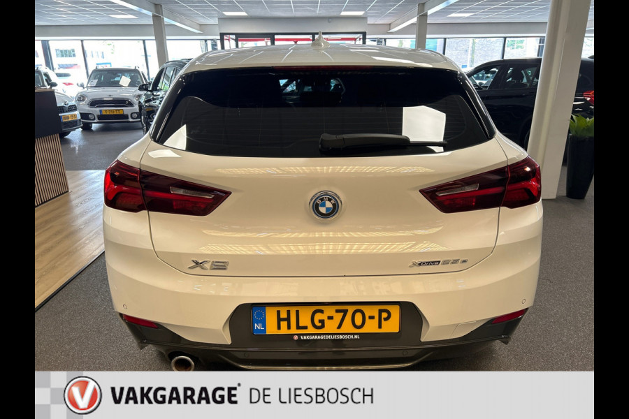 BMW X2 XDrive25e High Executive M-sport / camera / stoelverwarming / Head-up / panorama-dak