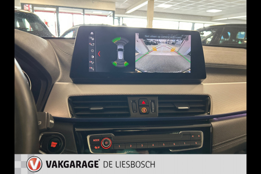 BMW X2 XDrive25e High Executive M-sport / camera / stoelverwarming / Head-up / panorama-dak