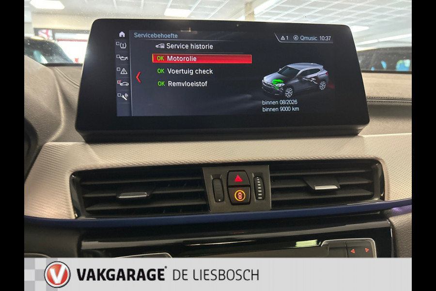 BMW X2 XDrive25e High Executive M-sport / camera / stoelverwarming / Head-up / panorama-dak