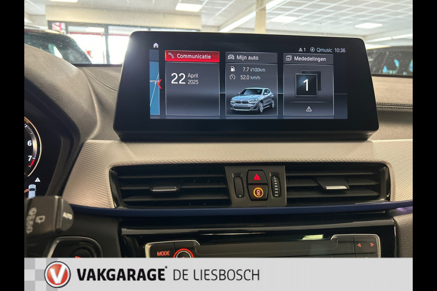 BMW X2 XDrive25e High Executive M-sport / camera / stoelverwarming / Head-up / panorama-dak