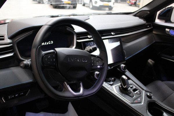 Lynk & Co 01 1.5 NL Auto/Zwarte hemel/360/Rijklaar/Bovag