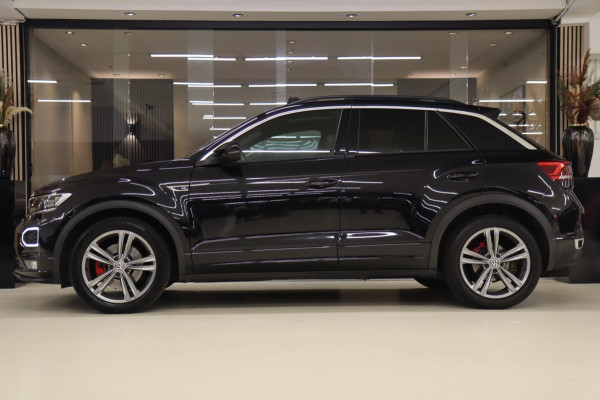 Volkswagen T-Roc 1.5 TSI Sport Business 3X R-Line / PANO/STOELV/LANEASSIST/ACC/CAM/VOL