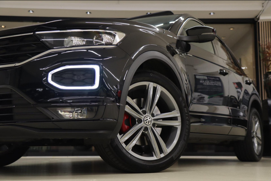 Volkswagen T-Roc 1.5 TSI Sport Business 3X R-Line / PANO/STOELV/LANEASSIST/ACC/CAM/VOL