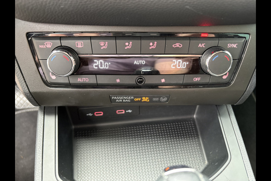 Seat Ibiza 1.0 TSi DSG 110pk FR Business Intense Plus CAMERA/NAVI/CARPLAY/CRUISE/PDC/STOELVERWARMING