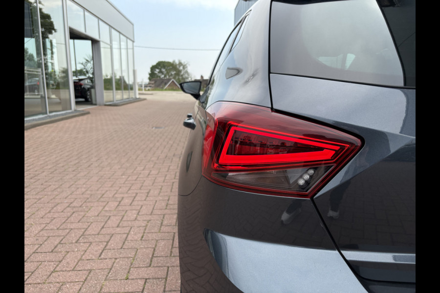 Seat Ibiza 1.0 TSi DSG 110pk FR Business Intense Plus CAMERA/NAVI/CARPLAY/CRUISE/PDC/STOELVERWARMING
