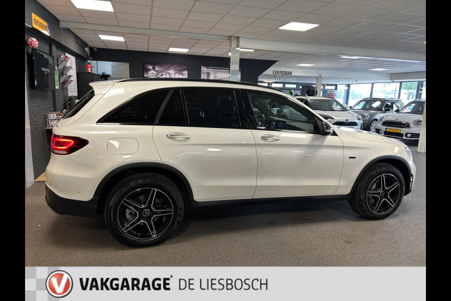 Mercedes-Benz GLC 300e 4MATIC Premium Plus AMG / pano / leer / memory / camera / elec klep