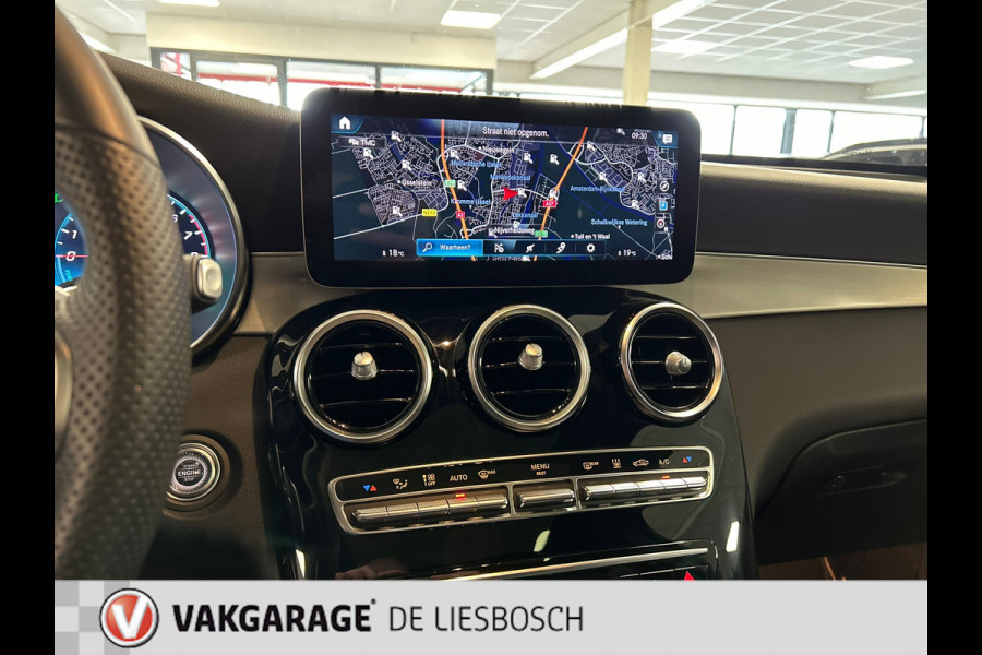 Mercedes-Benz GLC 300e 4MATIC Premium Plus AMG / pano / leer / memory / camera / elec klep