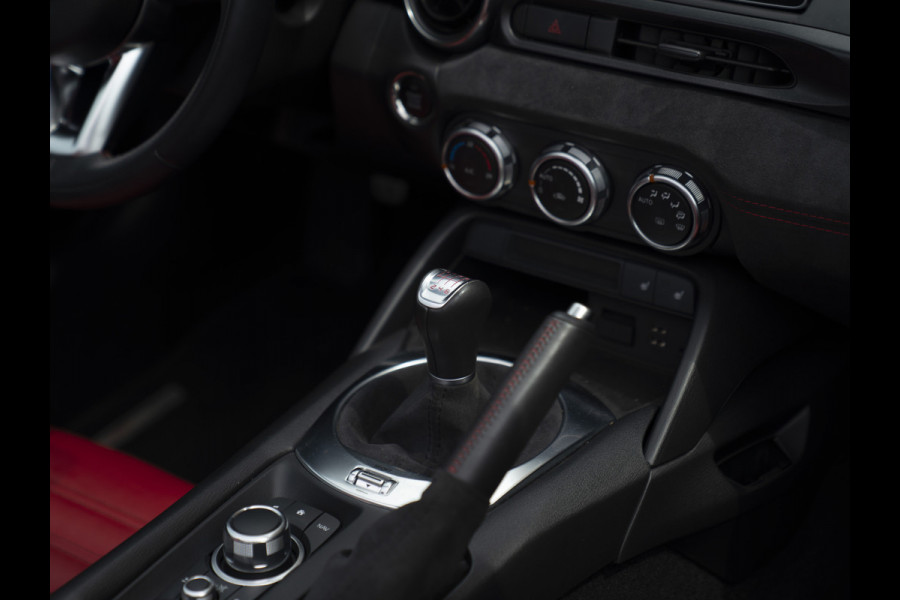 Abarth 124 Spider 1.4T 170pk | Handbak | Bose | 1e eigenaar | NL-auto
