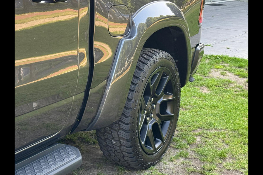 Dodge Ram Pick Up 1500 5.7 V8 Laramie WIDEBODY PANO 22 INCH Incl. lpg, deksel en widebody ALL IN PRIJS!!!