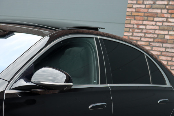 Mercedes-Benz S-Klasse 580 e 4MATIC Lang AMG Line | Airmatic | Achterasbesturing | Distronic+ | Massage | Burmester | Zonweringspakket | Stoelverwarming/-ventilatie | 3D-Display | Digital Light |