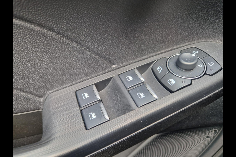 Ford Kuga 2.5 PHEV ST-Line | Winter Pack | Camera | Agate Black